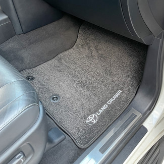 Коврики на Toyota Land Cruiser 200 2007 - 2021 в Ижевске