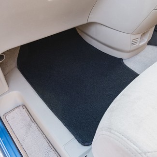 Коврики на Nissan Serena (C25) 2005 - 2010 в Ижевске