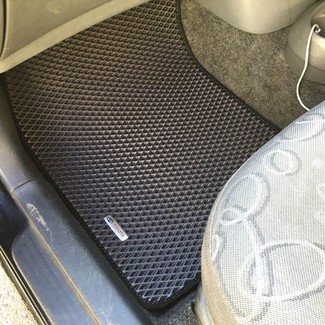 Коврики на Toyota Vitz I 1998 - 2005 в Ижевске