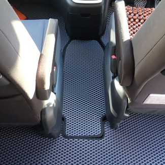 Коврики на Nissan Serena (C27) 2016 - 2022 в Ижевске