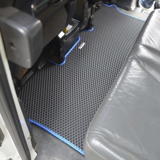 Коврики на Nissan NV200 2009 - 2025 в Ижевске