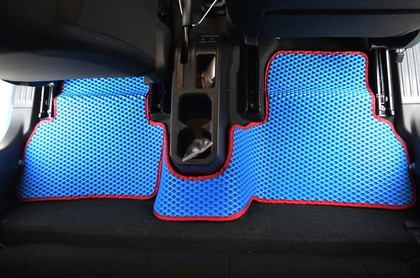 Коврики на Suzuki Jimny IV 2018 - 2025 в Ижевске