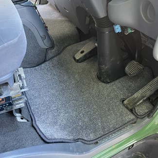 Коврики на Isuzu Forward V широкая кабина 2007 - 2025 в Ижевске