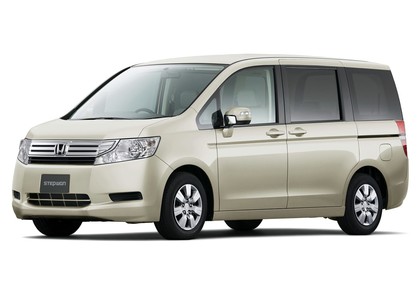 Коврики на Honda StepWGN IV 2009 - 2015 в Ижевске