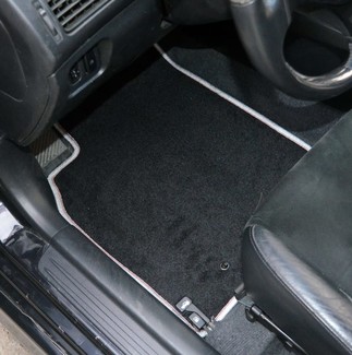 Коврики на Mitsubishi Lancer Evolution VIII 2003 - 2006 в Ижевске