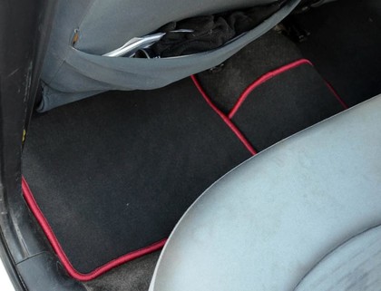 Коврики на Mitsubishi Colt VI 2002 - 2012 в Ижевске