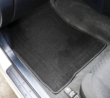 Ворсовые коврики на Lexus IS I 1998 - 2005 в Ижевске Ворсовые коврики на Lexus IS I 1998 - 2005 в Ижевске